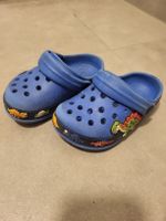 Kinder Clogs, Grösse 24, mit Dinos