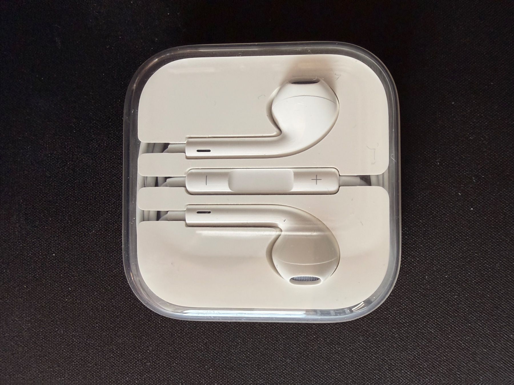 Apple Kopfhörer: Apple EarPods originaux avec prise jack 3,5 mm. – Neu und originalverpackt aus Chézard-St-Martin von chr_vz22