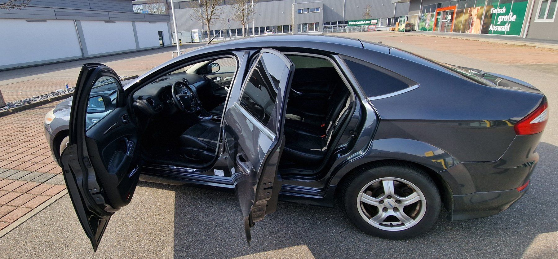 Ford Automobili: Ford Mondeo 2.0 TDCI Titanium – Usato da Amriswil venduto da Befasimi 4