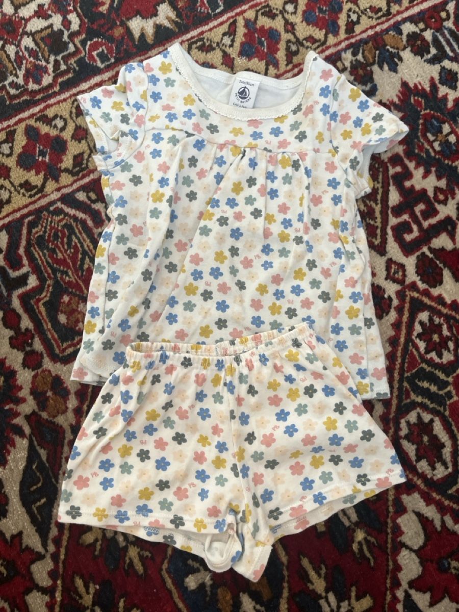 Petit Bateau Pigiama & Simili: Mädchen Sommer Pyjama  – Usato da Bern venduto da Pdelaure