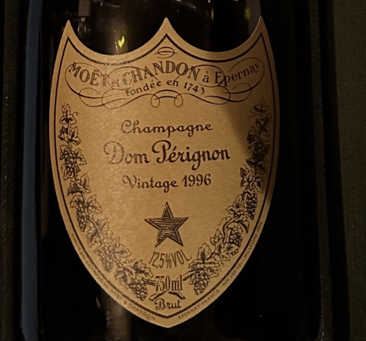 Dom Pérignon Spirituosen: Dom Pérignon 1996 Vintage – Neu und originalverpackt aus Langenthal von arz_fln6 1