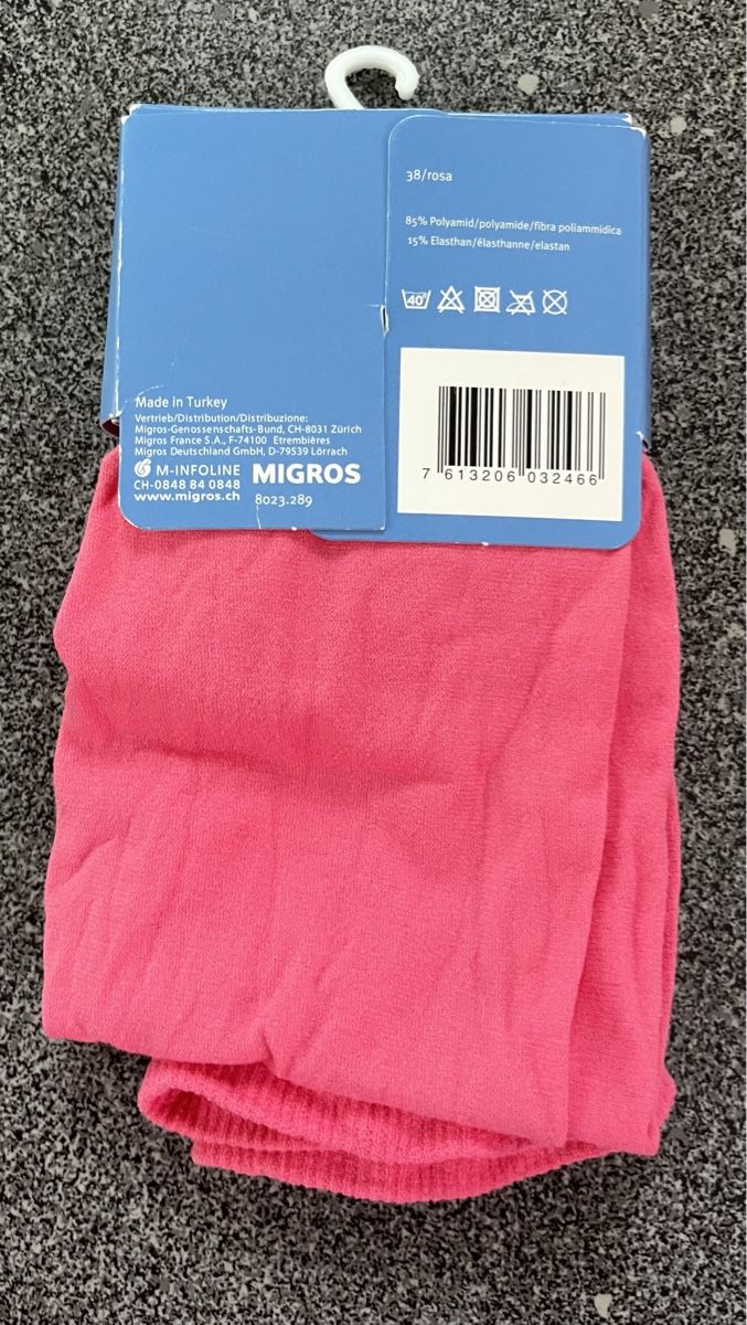 Calze & Collant: Nagelneue Leggings Gr. 140 – Nuovo e nell'imballaggio originale da Hünenberg See venduto da spartakus02 1