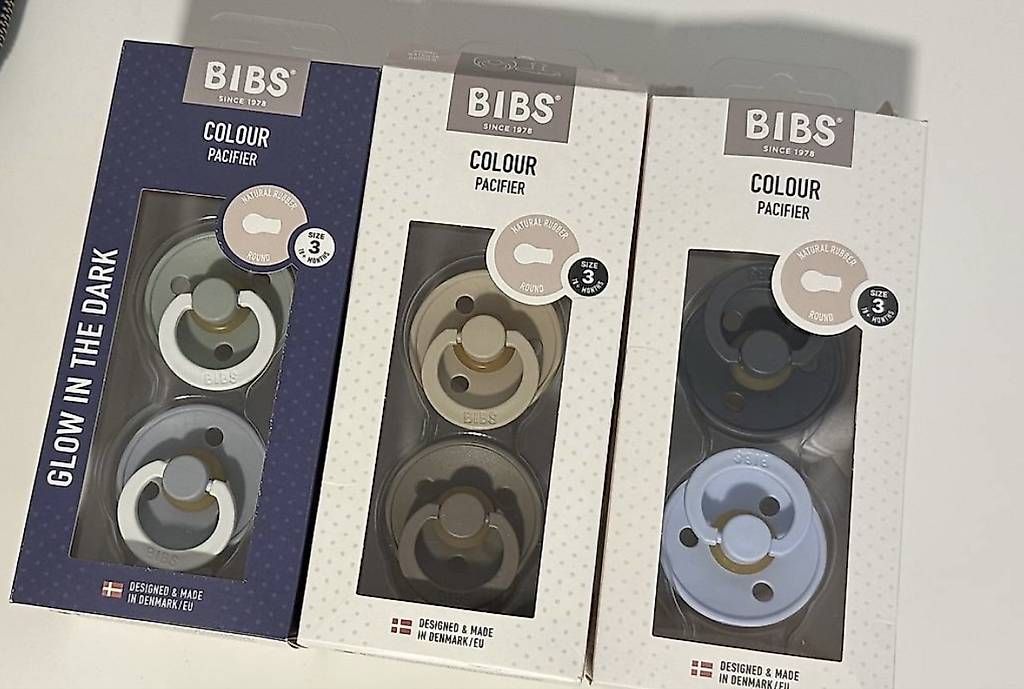 Succhiotti & catenelle porta ciuccio: BIBS Schnuller Nr 3 – Usato da Solothurn venduto da 53ca