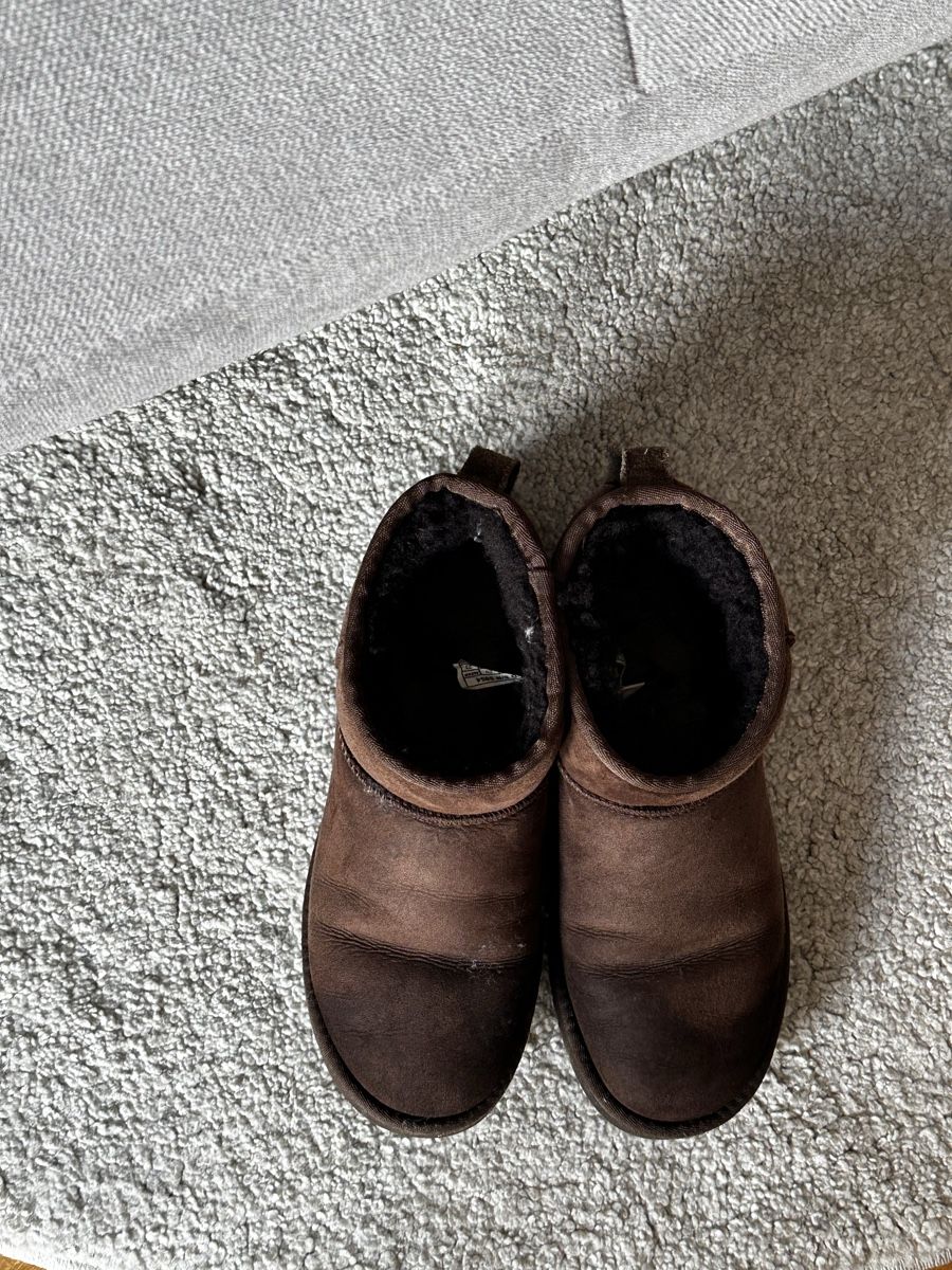Ugg Scarpe da donna: Braune UGG Boots Classic Mini, Gr. 37 – Usato da Zürich venduto da van_6v8q 2
