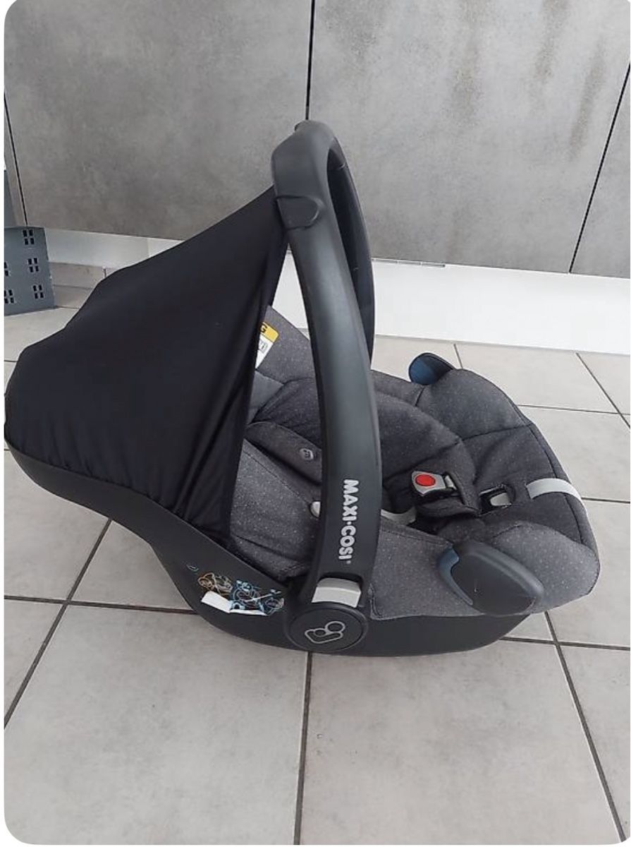 Maxi-Cosi Seggiolini per auto: Maxi Cosi – Usato da Wolhusen venduto da Sss06 2
