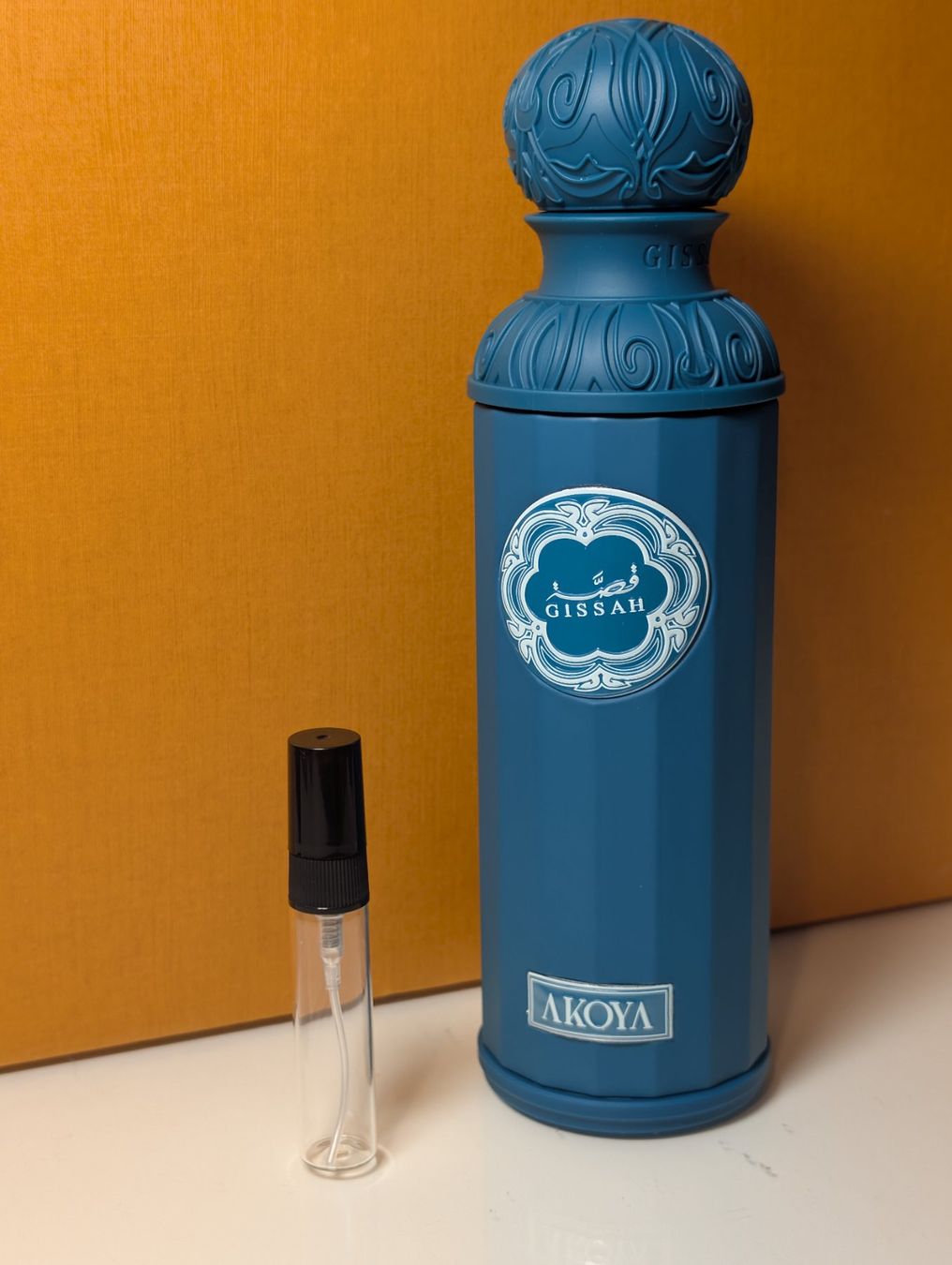 Profumi & Eau de Toilette: Akoya Gissah - Decant 2ml - Abfüllung – Nuovo (secondo la descrizione) da Le Lignon venduto da bkaparfum
