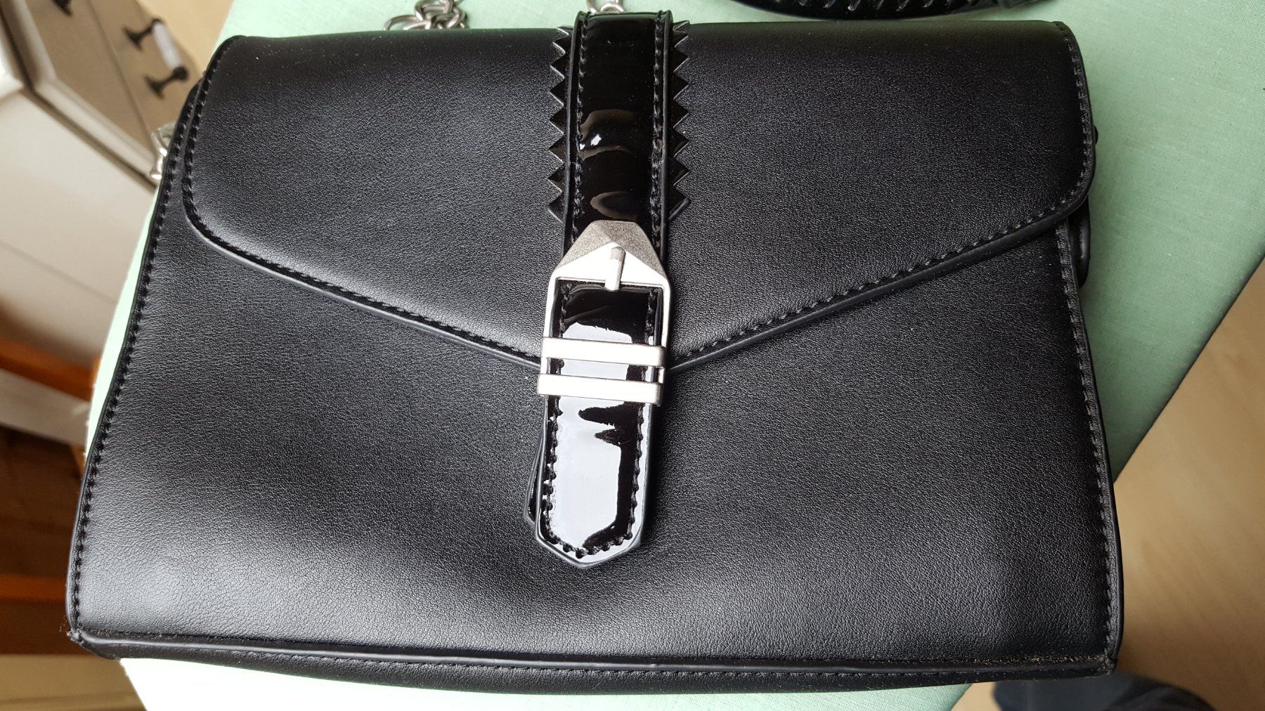 Maddison Borse da donna: kleine madison  Tasche schwarz – Usato da Arlesheim venduto da shopradl 1
