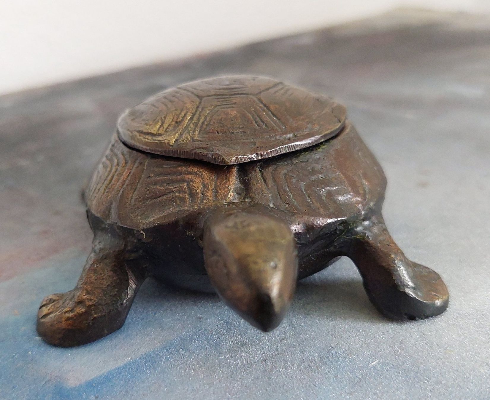 Aschenbecher: Aschenbecher in Schildkrötenform aus Bronce – Gebraucht aus Subingen von K7passt_immer 6