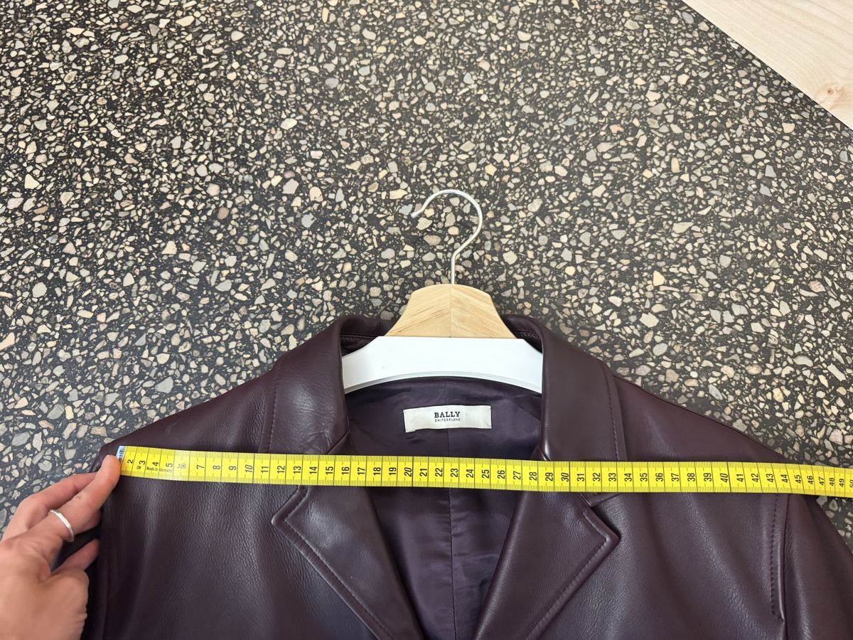 Bally Giacche: Bally burgundy leather jacket size Medium – Usato da Zürich venduto da gva_r9gs 7