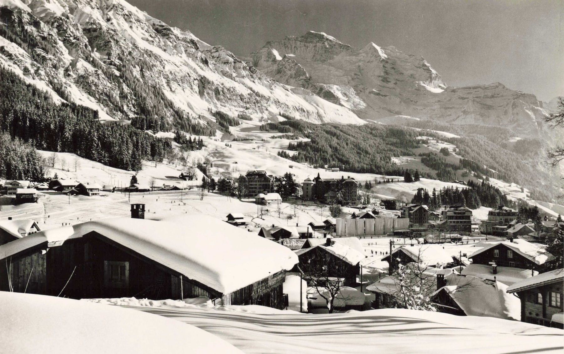 Cartoline postali: Wengen mit Jungfrau – Usato da Biasca venduto da Blenio71