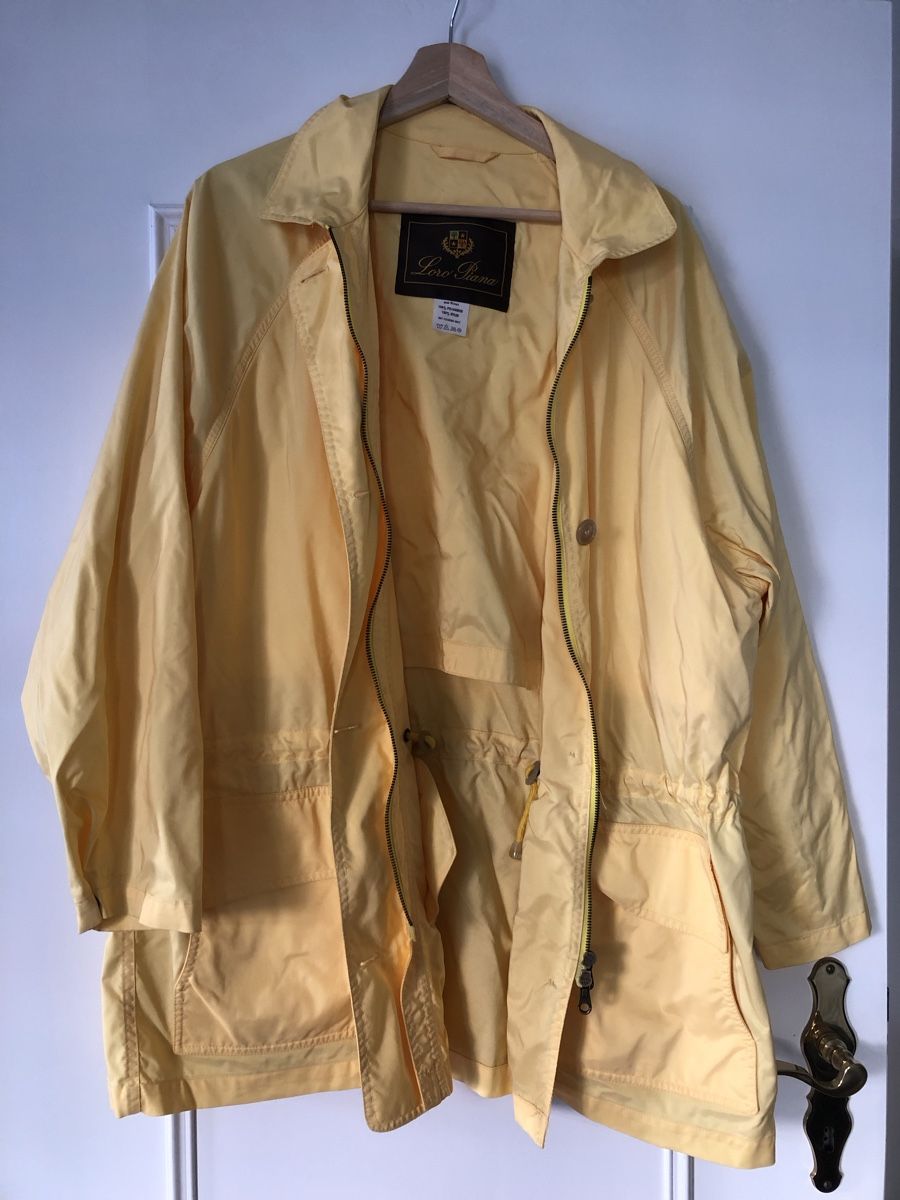 Loro Piana Giacche: Regenjacke Loro Piana XL – Usato da Basel venduto da Kalleskaviar