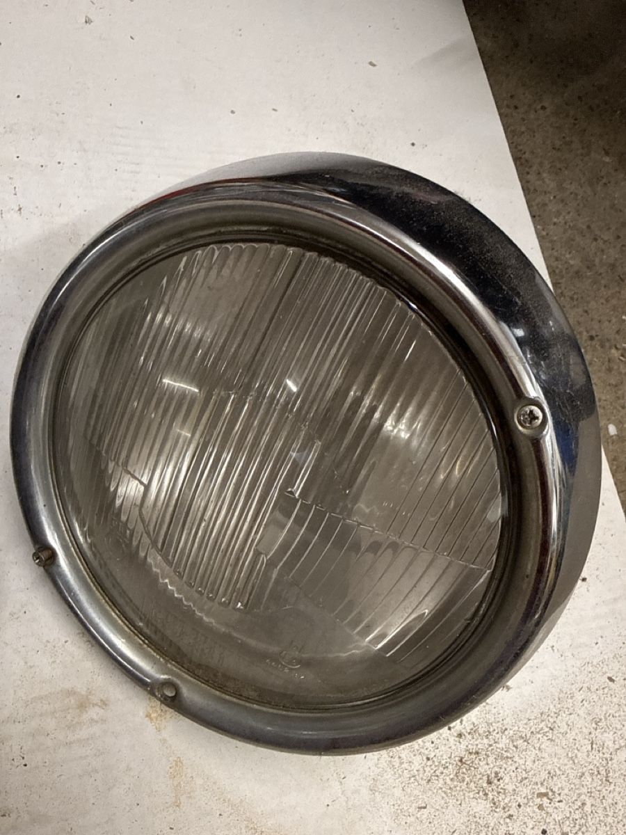 VW Tutti pezzi di ricambio auto: Scheinwerfer für VW  – Usato da Meienberg venduto da sony252 2