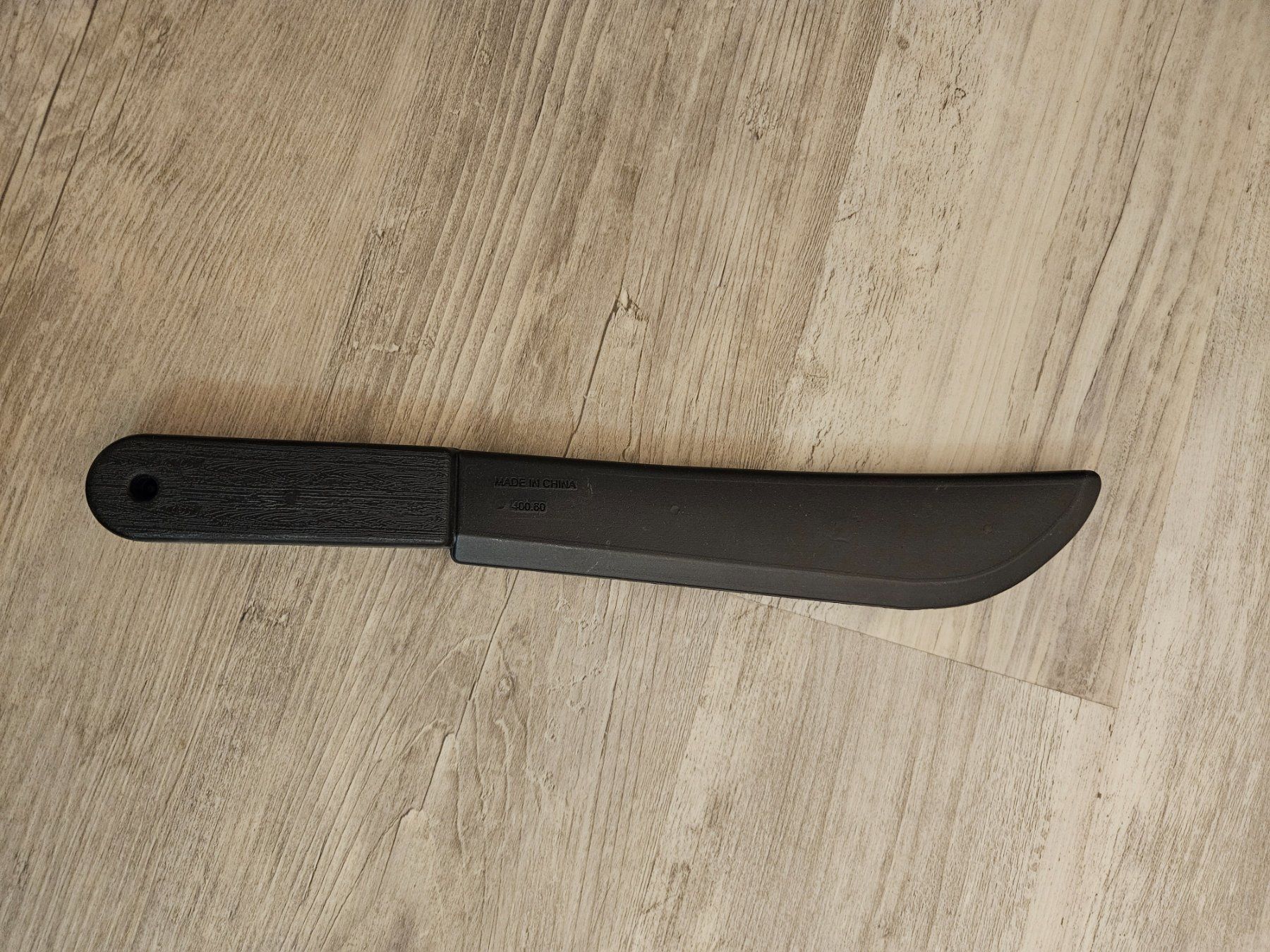 Spielzeuge: Halloween Machete aus Kunststoff – Gebraucht aus Embrach von Lilly2021