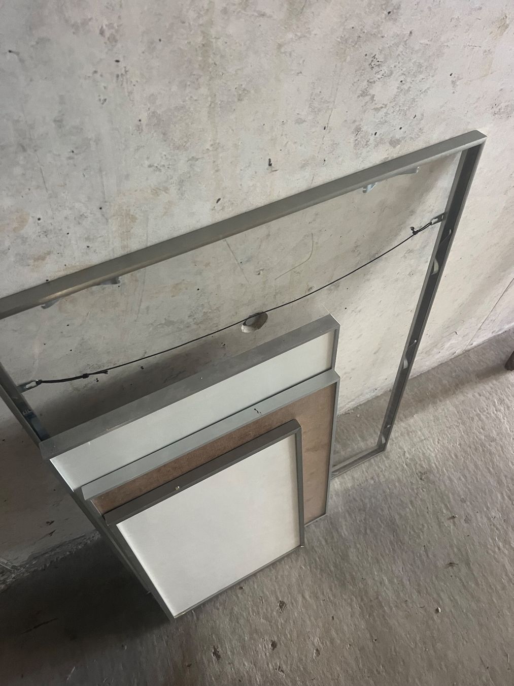 Cornici: 4 verschiedene Alu-Wechselrahmen mit Glas – Usato da Rain venduto da Pic-Ass 3
