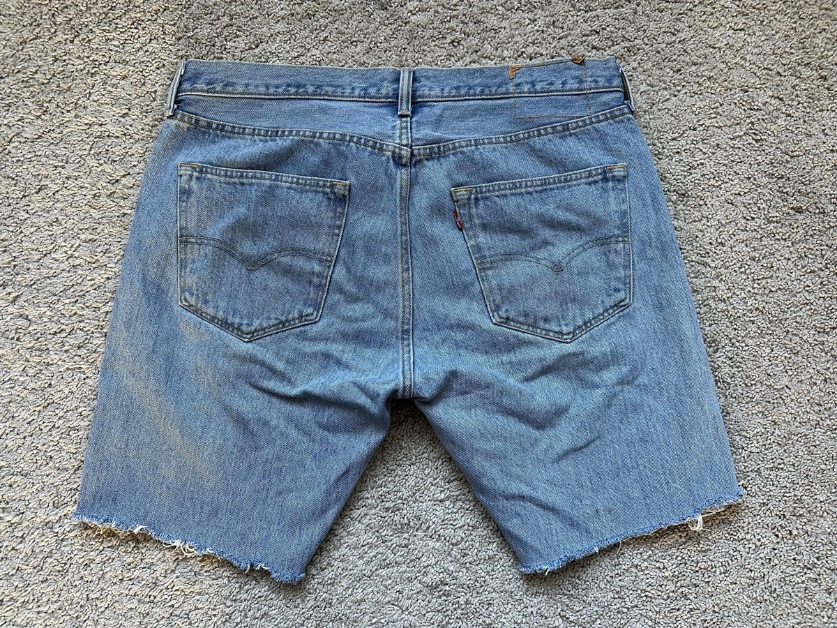 Levi's Jeans: Levis Jeansshorts / Jorts Hellblau, W36/L32 – Usato da Basel venduto da Oloir 3