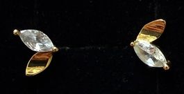 Goldfarbene Blätter Ohrstecker aus Chirurgenstahl, neu