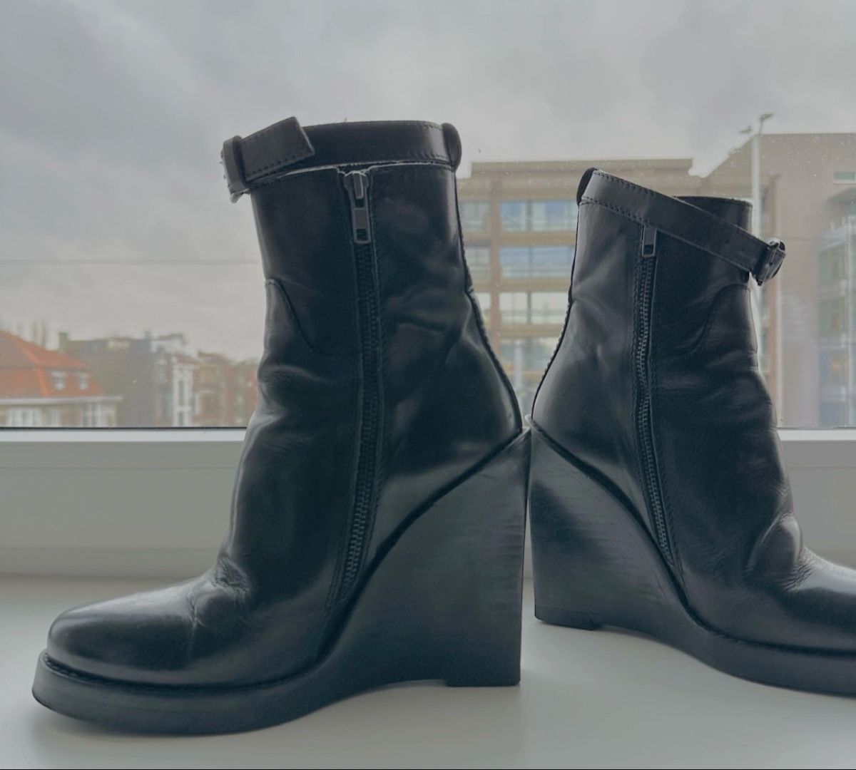 Scarpe da donna: Ann Demeulemeester Stiefeletten – Usato da Rapperswil SG venduto da liv_7nkf 1