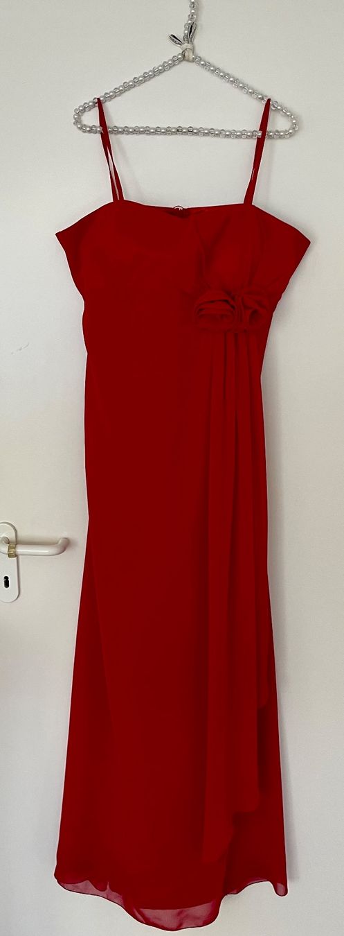 Vestiti: Elegantes langes rotes Abendkleid – Usato da Fischbach-Göslikon venduto da Rosatt