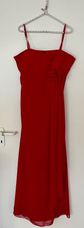 Elegantes langes rotes Abendkleid