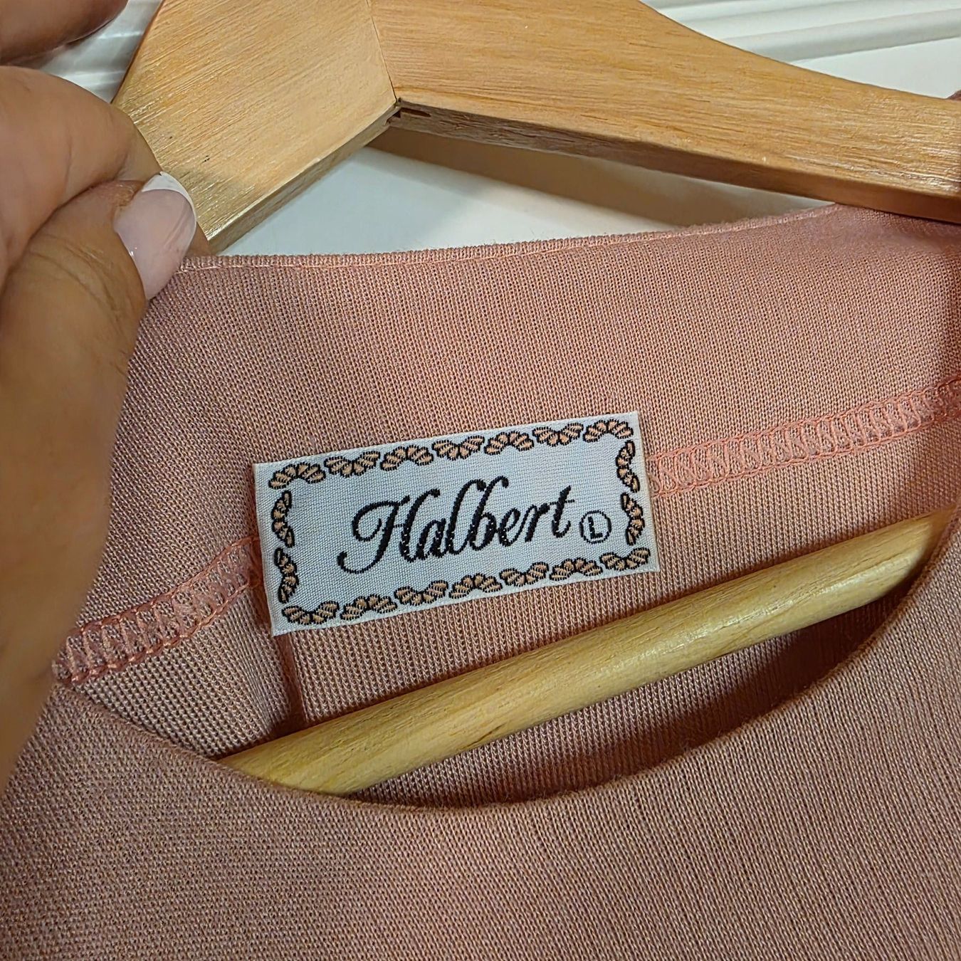 Maglioni & Felpe: Pullover Rosa, Gr. L/XL, mit Stickerei, elegant – Usato da Wald ZH venduto da CapLux 6