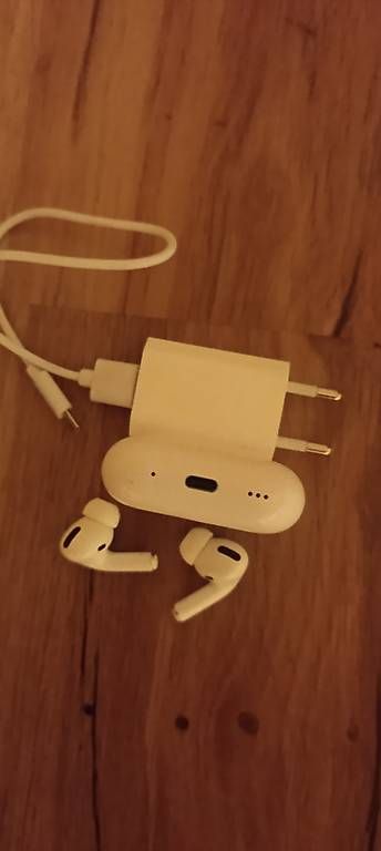 Casques audio: Airpod pro apple  – D'occasion à Montreux par rao_r66l 2
