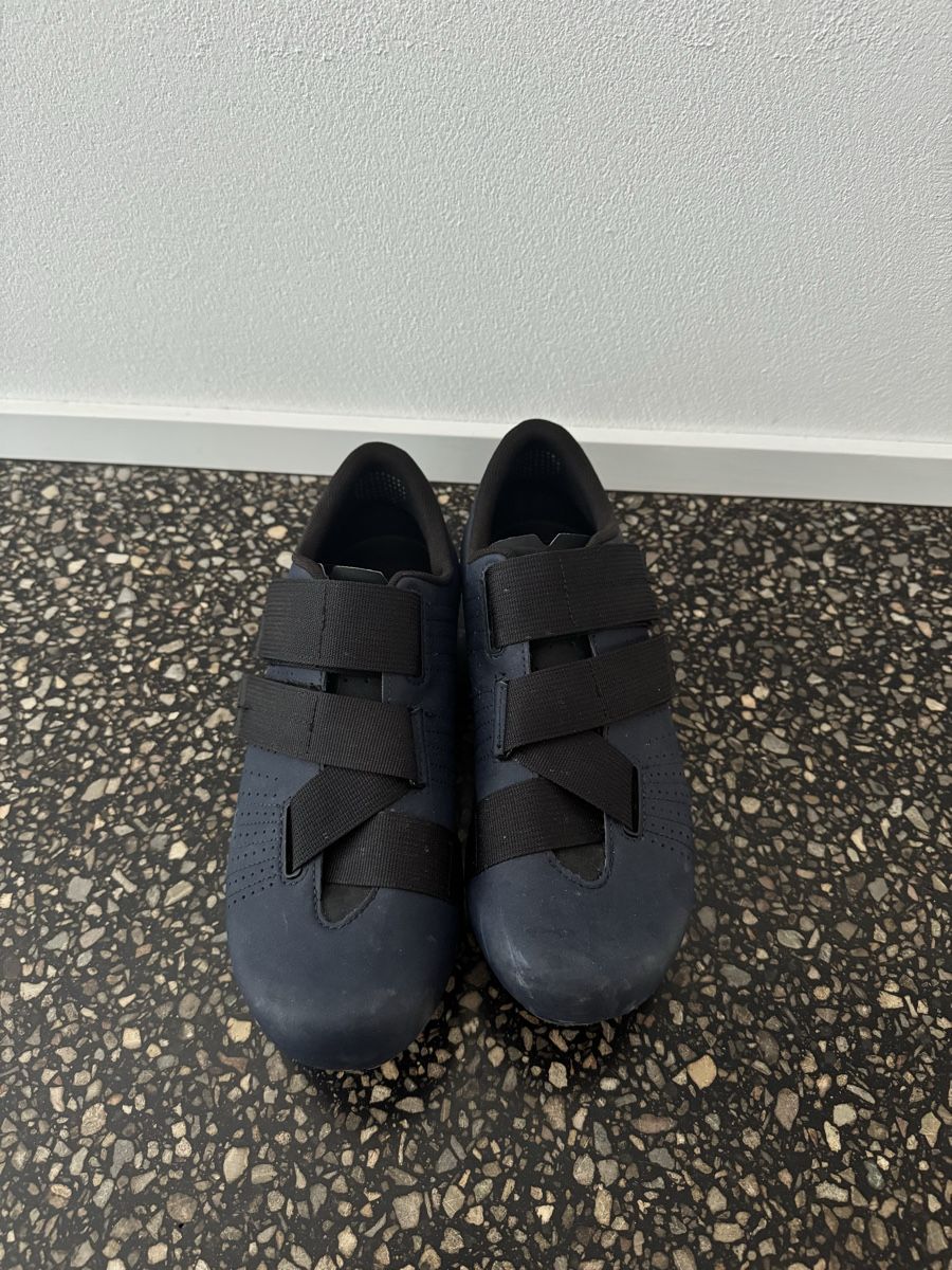 Fizik Herrenschuhe: Fizik cycling clipless shoes size 44.5 – Gebraucht aus Zürich von gva_r9gs 2