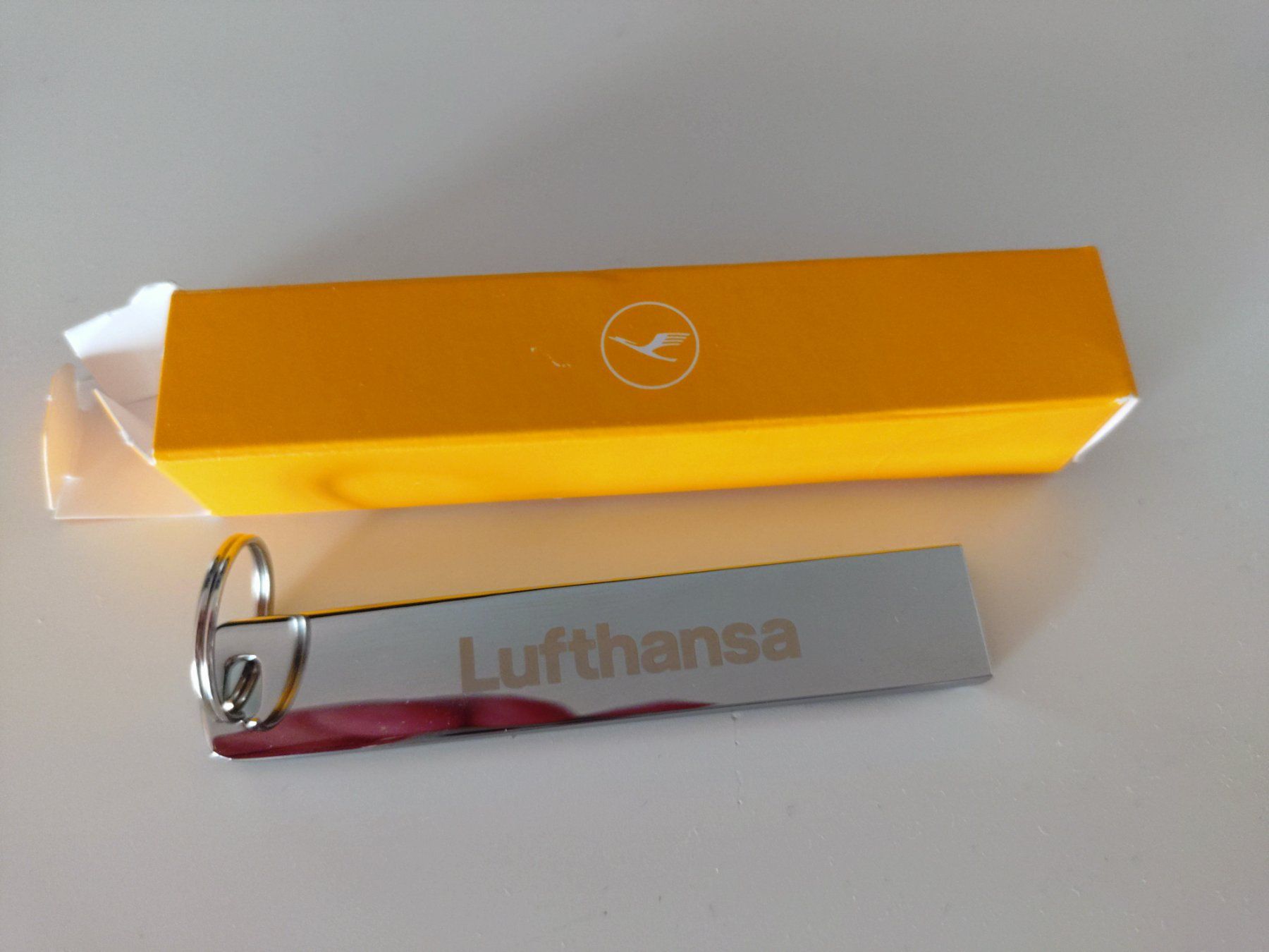 Chiavette USB: LUFTHANSA - USB Stick / Memory Stick / Schlüsselanhänger – Nuovo e nell'imballaggio originale da Viganello venduto da CARLiteratur