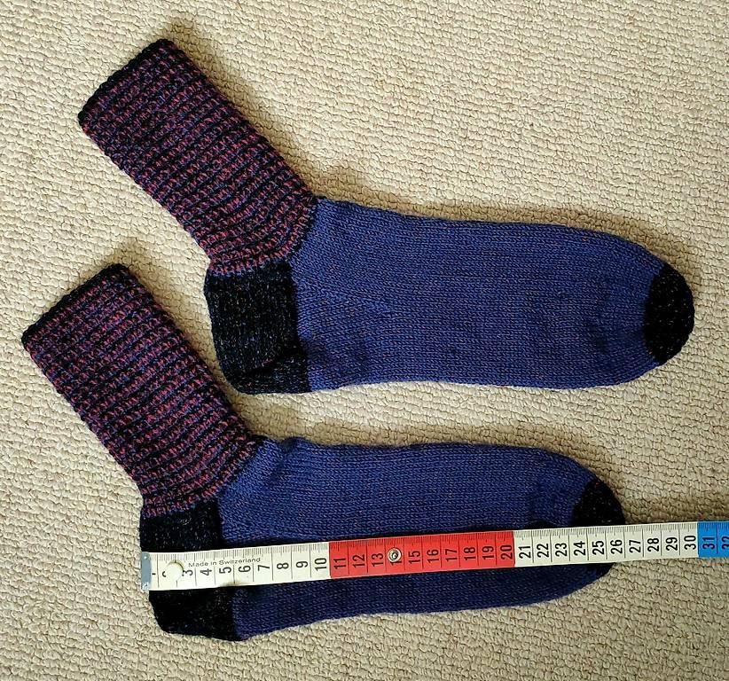 Calze: Handgestrickte Wollsocken Grösse 38 – Usato da Linthal venduto da Mina52 1