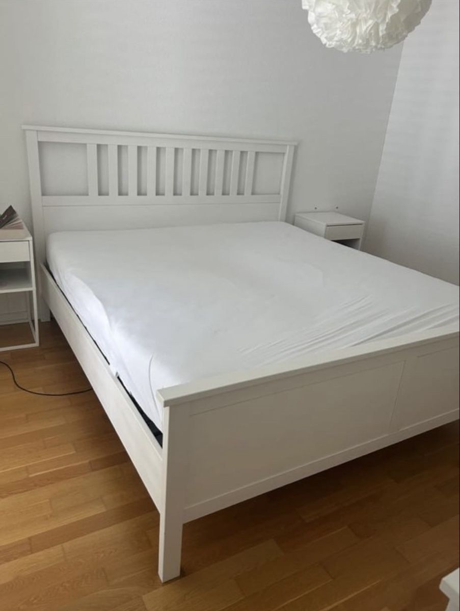 Lits: Lit blanc IKEA 180x200 style classique bon état – D'occasion à Troistorrents par kil_5dl9