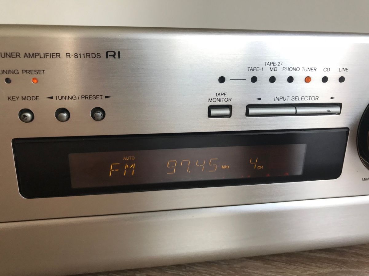 Onkyo Ricevitori: Onkyo R-811RDS Stereo Receiver champagner – Usato da Trimbach venduto da ELITA-5 6
