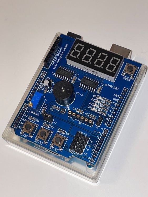 Arduino Uno Klon + Multifunktions-Modul + Gehäuse | Kaufen auf Ricardo