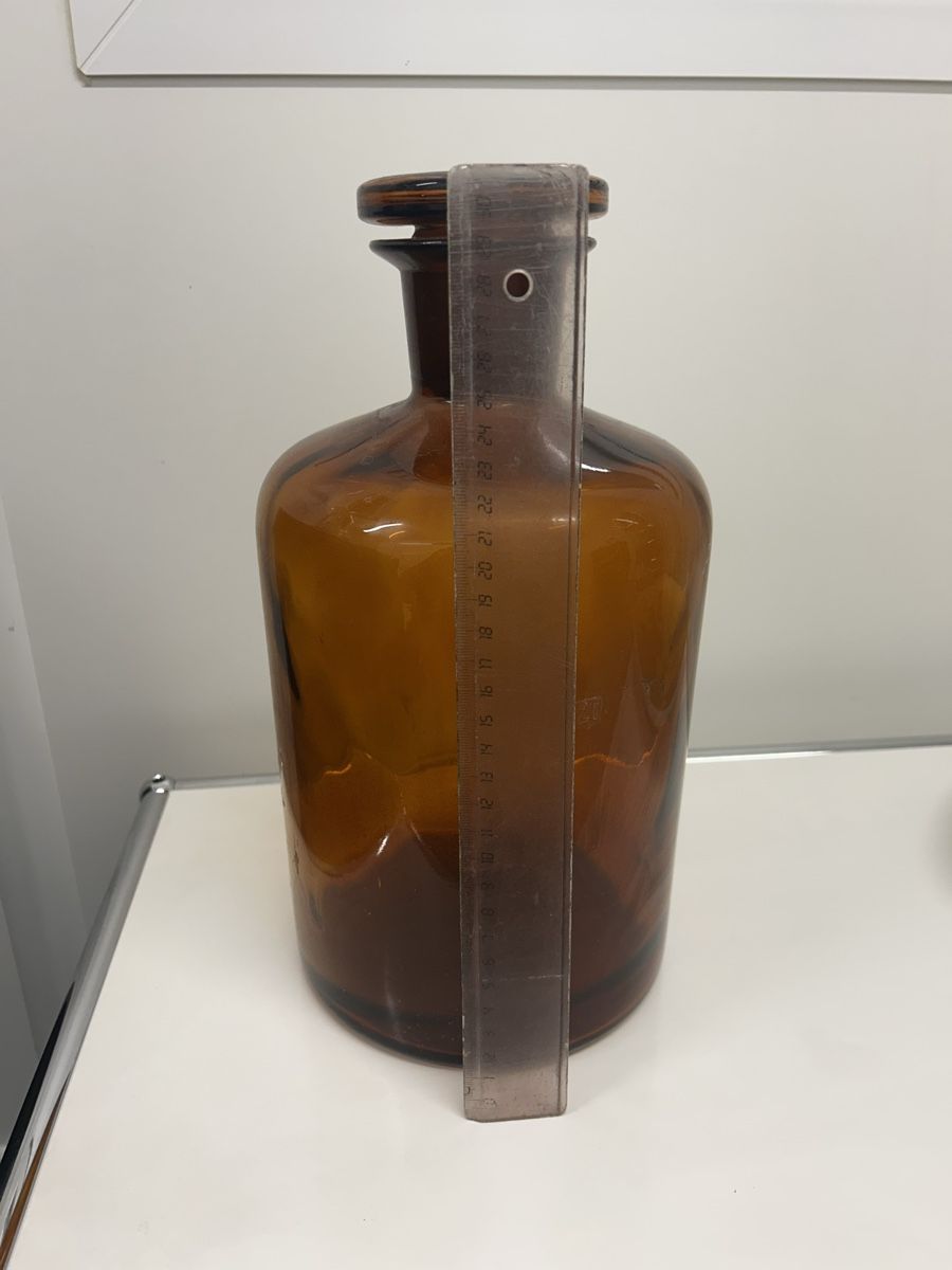 Accessori da laboratorio: Braune Apothekerflasche, riesig, Top! – Usato da Starrkirch-Wil venduto da charlywatson 1
