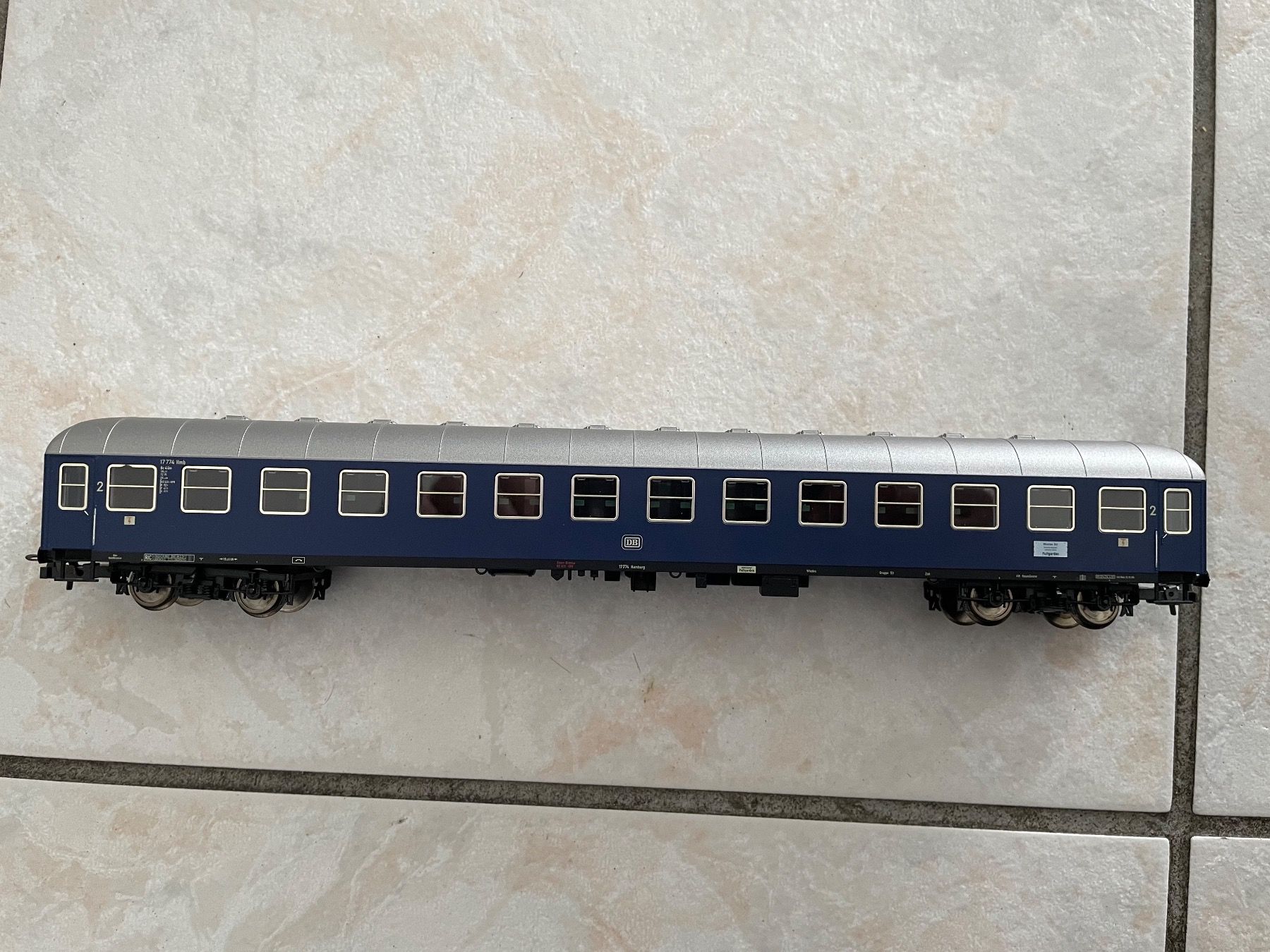 Fleischmann Modellini di ferrovie: Fleischmann Personenwagen 2 KL Blau DB – Nuovo (secondo la descrizione) da Hauterive NE venduto da eriamch