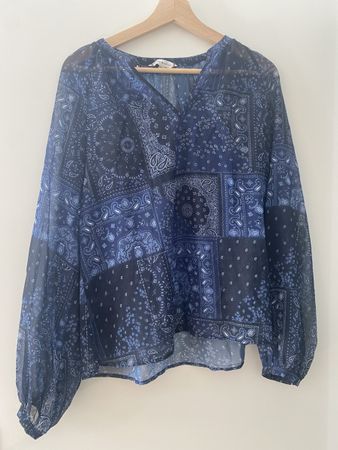 Sehr schöne Tommy Hilfiger Frühlings - Bluse Gr. 36
