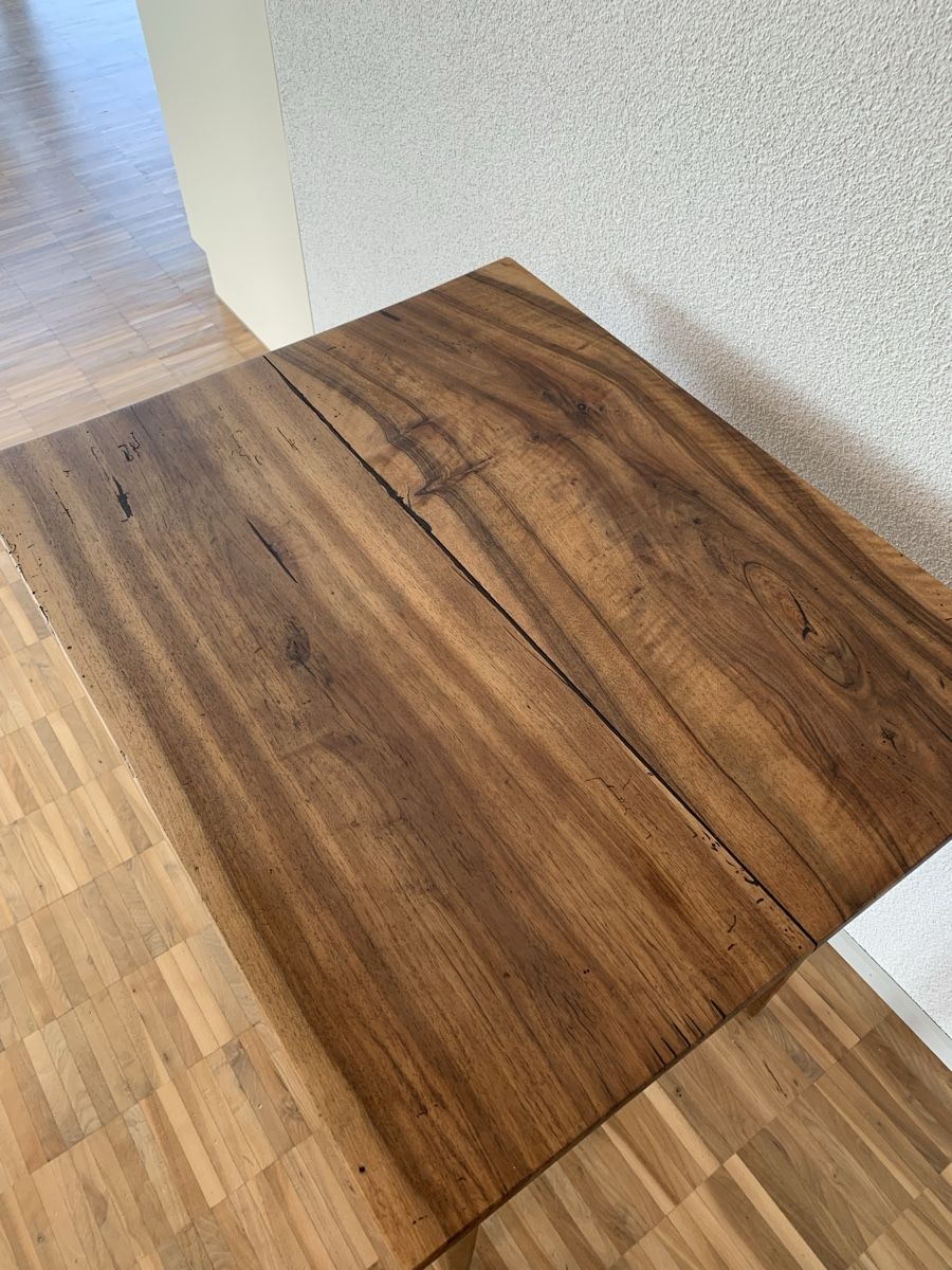 Tische: hochwertiger Holztisch antik – Gebraucht aus Zürich von summerinthecity100 4