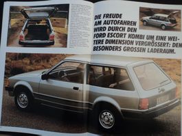 Prospekt Ford Escort mit XR3