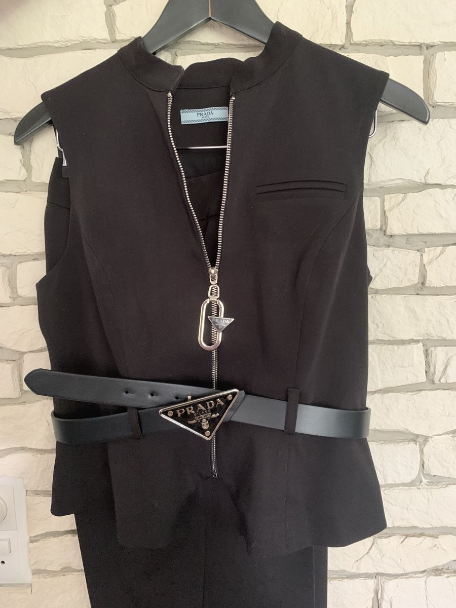 Prada Completi & Tailleur: Prada Damen Anzug – Usato da Bergdietikon venduto da zor_856j 1