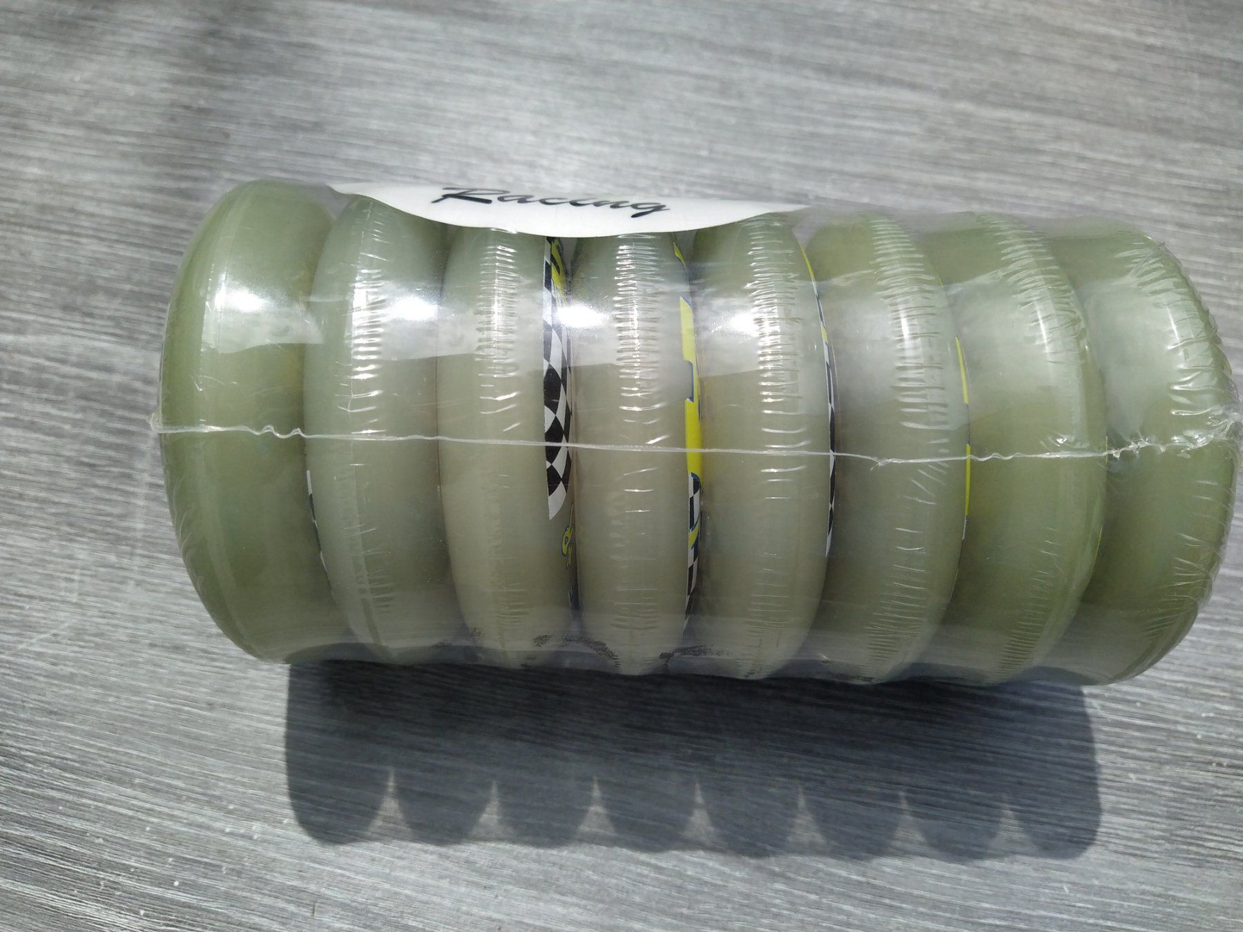 Sonstige Zubehör: Inline skates wheels Hyper Stripe+R 100mm 85A – Neu und originalverpackt aus Azmoos von Klondike-Joe
