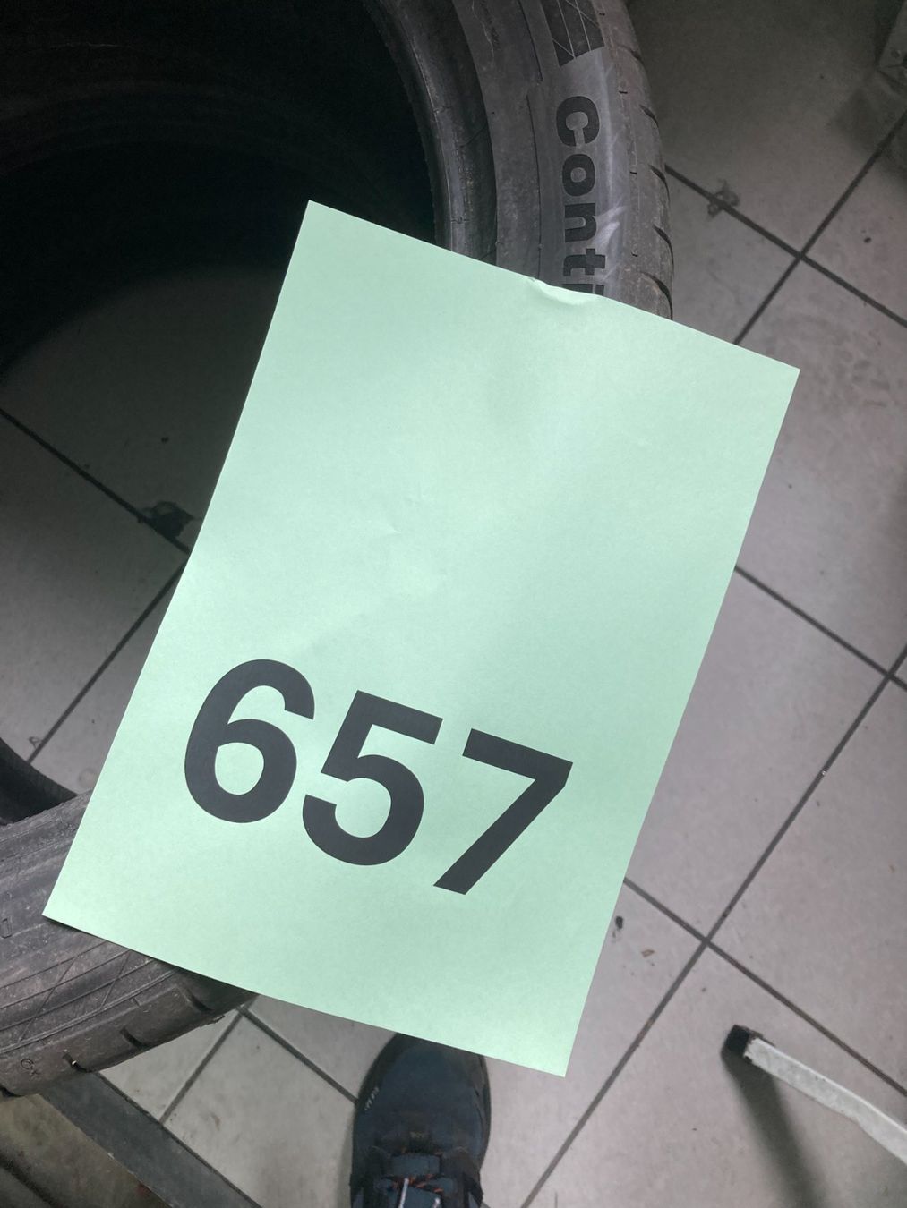 Continental Pneumatici & Ruote complete: 285/40R21 Sommerpneu – Usato da Cham venduto da WB2223 6