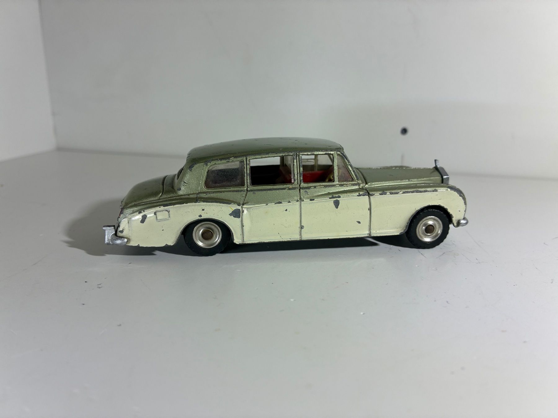 Dinky Toys Voitures modèles: Dinky Rolls Royce – D'occasion à Gümmenen par Supererland
