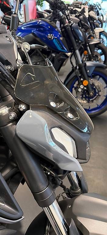 Tutti i ricambio per moto: Windschild Yamaha MT 07 – Nuovo e nell'imballaggio originale da Oberentfelden venduto da fmxstyle 1
