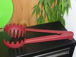 TUPPERWARE