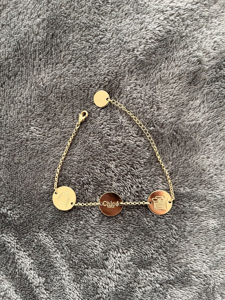 Chloé Bracciali & Braccialetti: Bracelet Chloé doré, neuf ! – Nuovo (secondo la descrizione) da Meyrin venduto da Sandra6