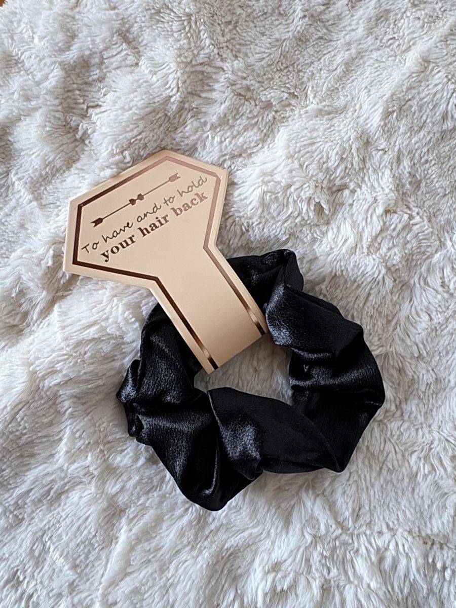 Accessori per capelli: Schwarzer Samt Scrunchie Haargummi neu – Nuovo e nell'imballaggio originale da Landquart venduto da Sisej