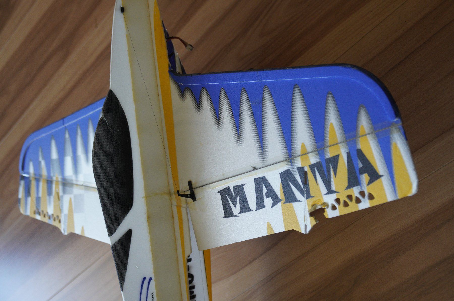 Modellismo RC: Indor Flieger mit top Komponenten – Usato da Schwyz venduto da Marhin 1