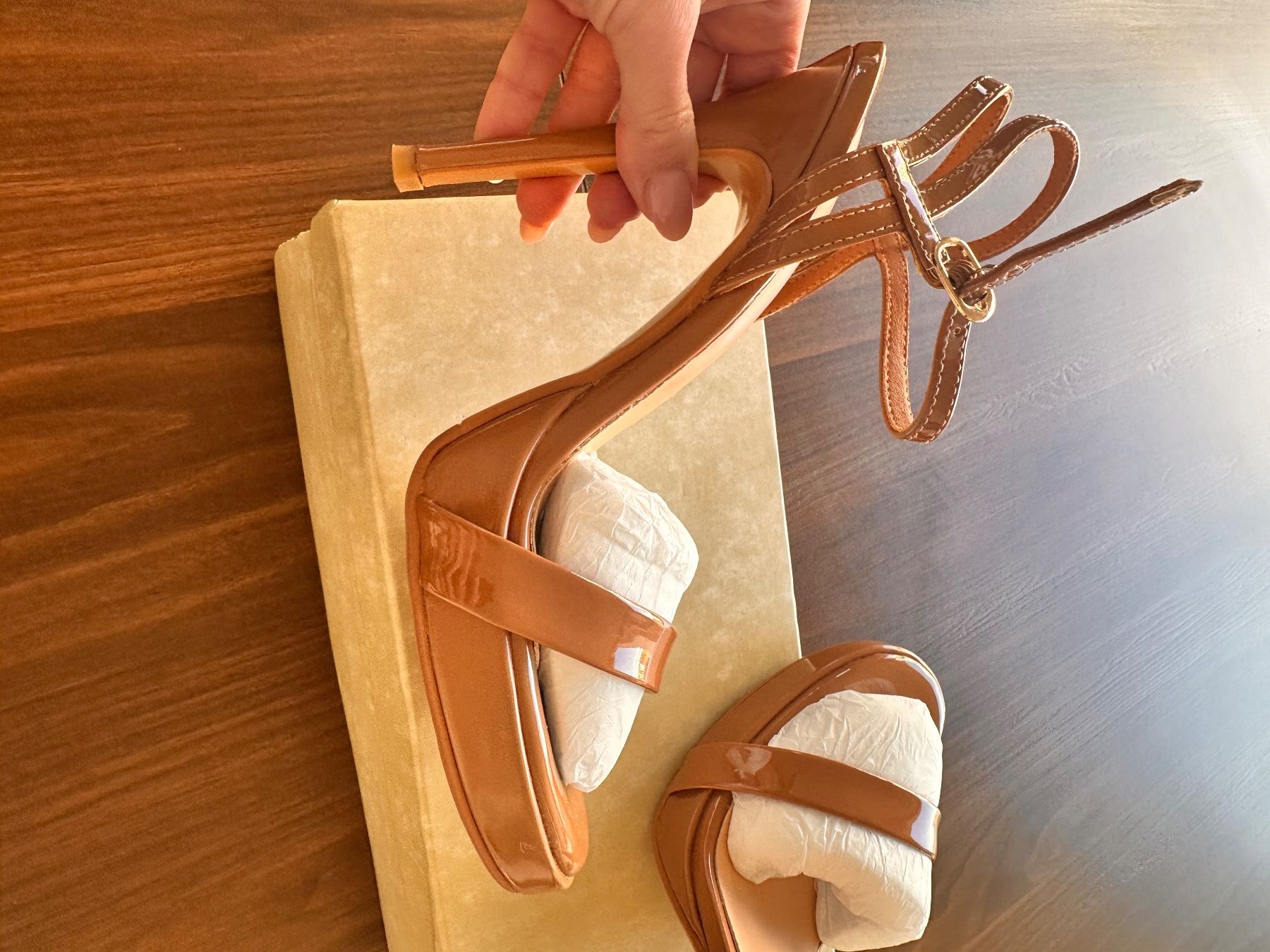 Scarpe da donna: Sandalo nude – Usato da Zürich venduto da fed_vh9n 2
