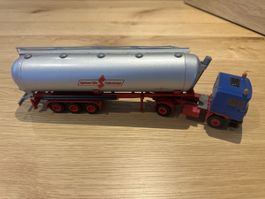 Conrad 1:50 MAN mit Siloanhänger ab 19.-