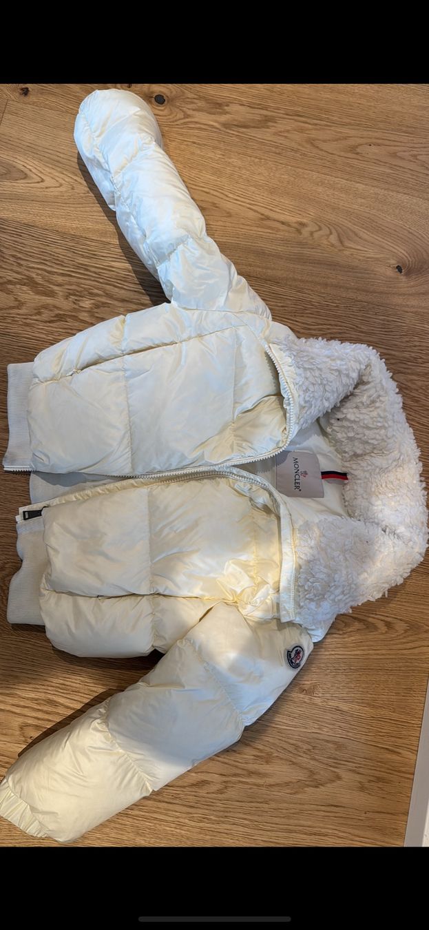 Moncler Jacken & Mäntel: Moncler Jacke – Gebraucht aus Reinach AG von MineD 1