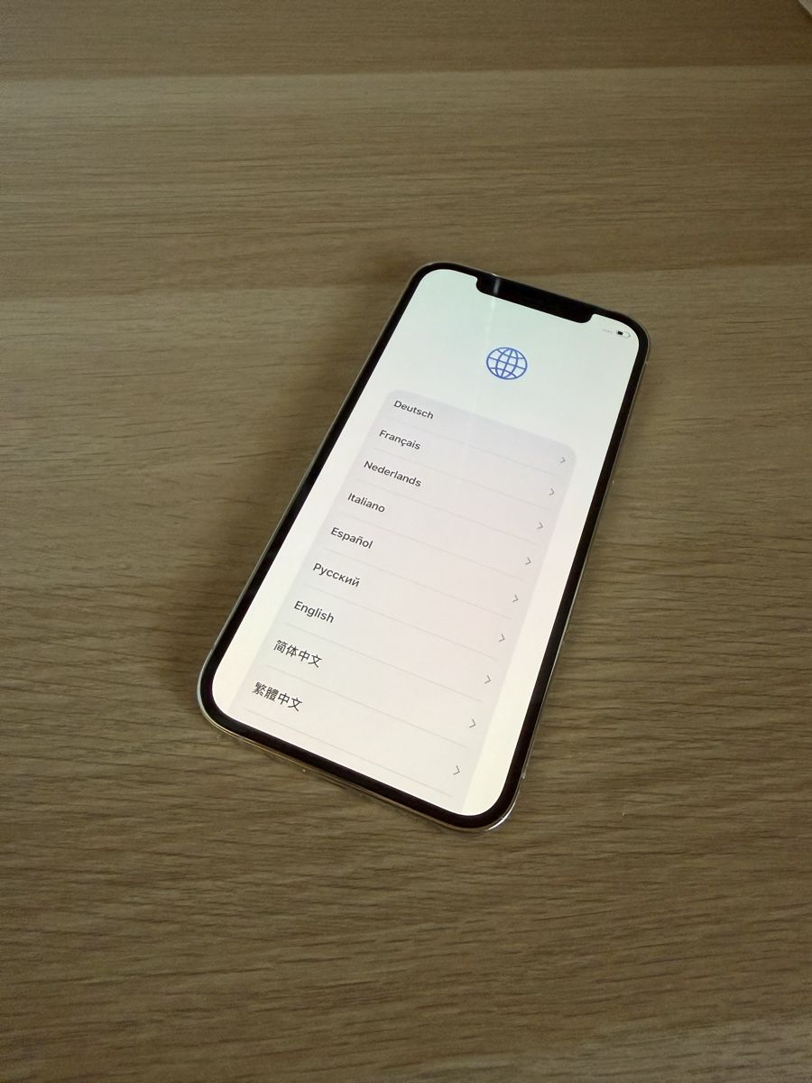 Apple Telefoni cellulari / Smartphones: Apple iPhone 12 Pro 128gb silber – Usato da Grabs venduto da ang_h 1