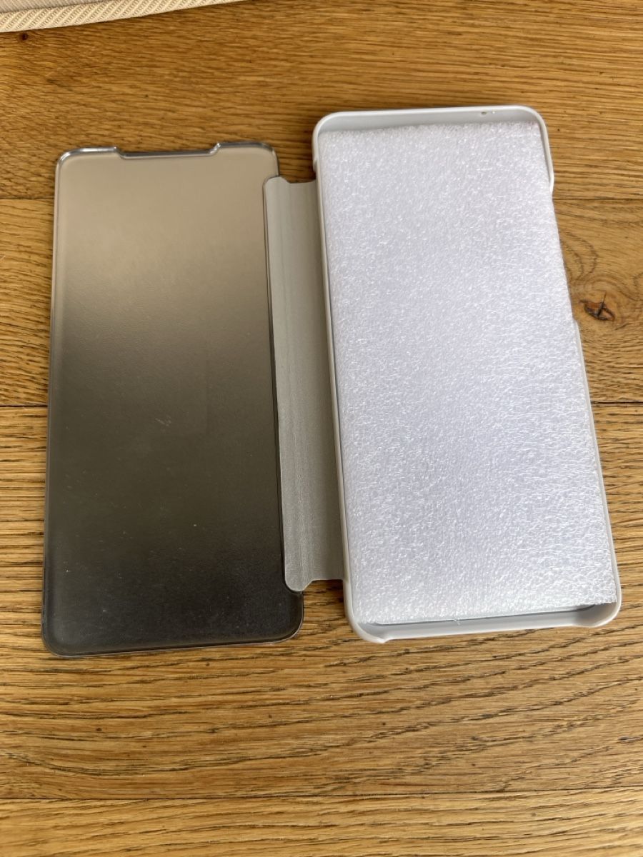 Samsung Cover & Protezioni schermo: Handyhülle Samsung Galaxy S 20 – Usato da Zumikon venduto da rob_f8lp 2